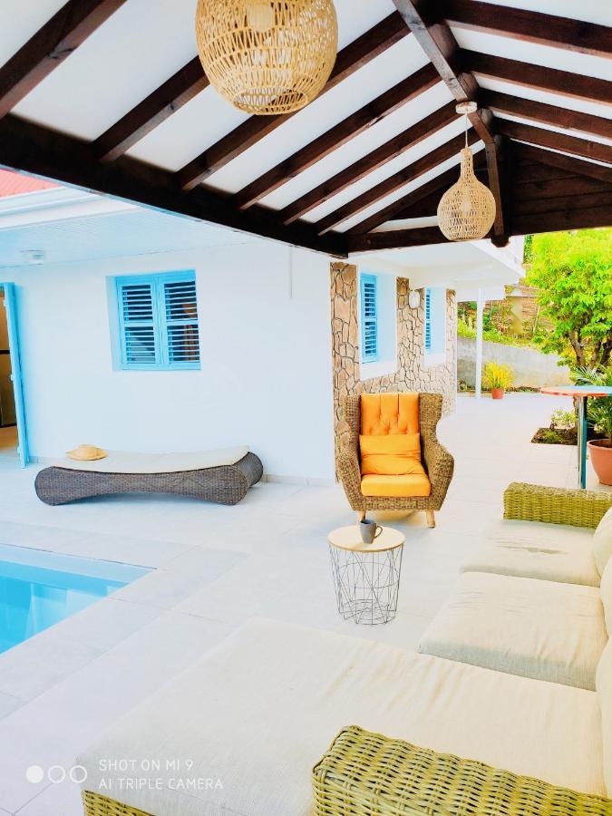 Location Maison Bleue Avec Piscine Privative Au Carbet Martinique Le Carbet Ngoại thất bức ảnh