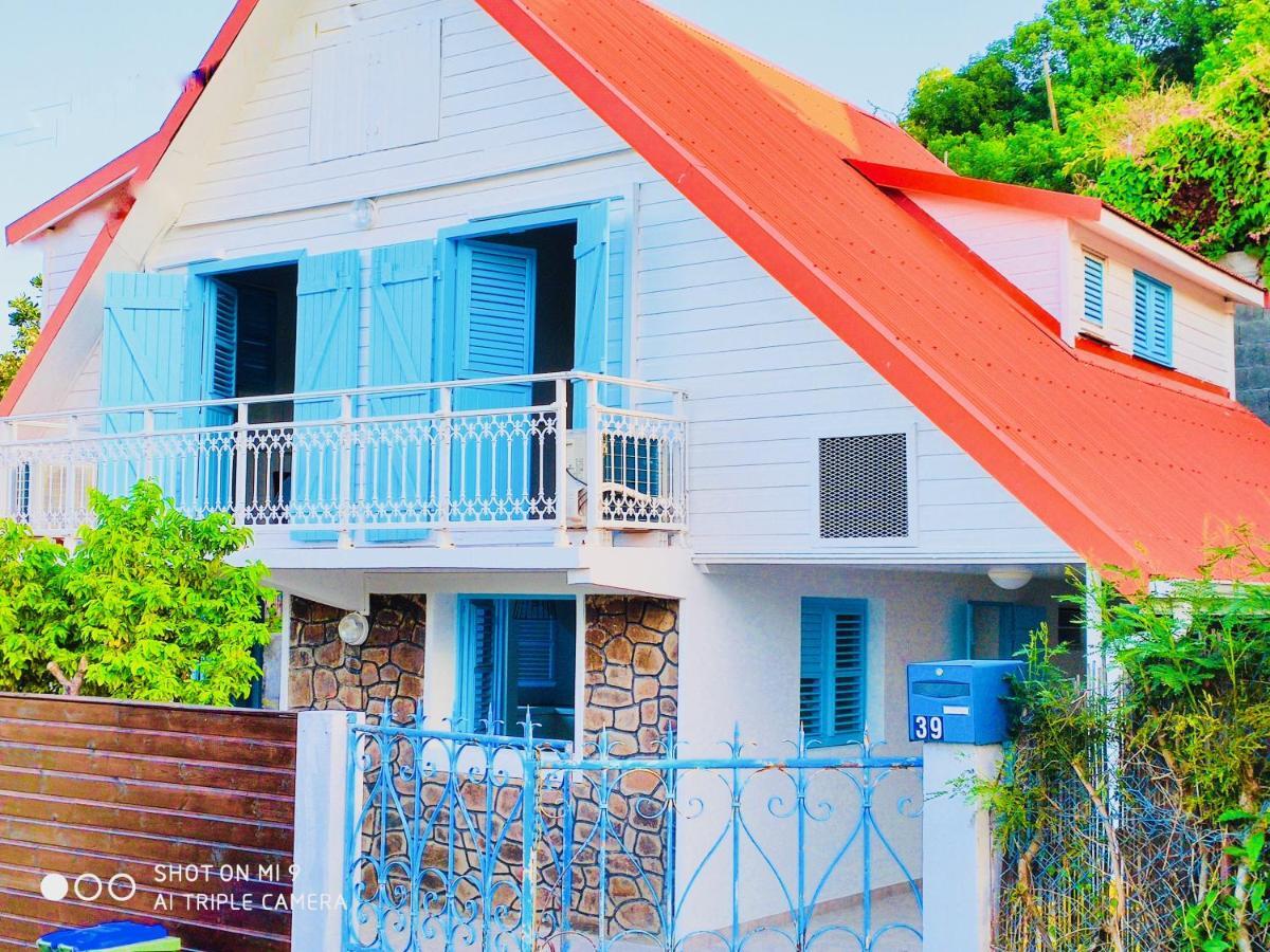Location Maison Bleue Avec Piscine Privative Au Carbet Martinique Le Carbet Ngoại thất bức ảnh
