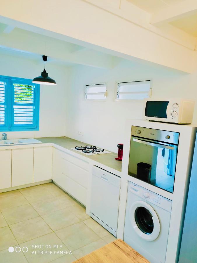 Location Maison Bleue Avec Piscine Privative Au Carbet Martinique Le Carbet Ngoại thất bức ảnh